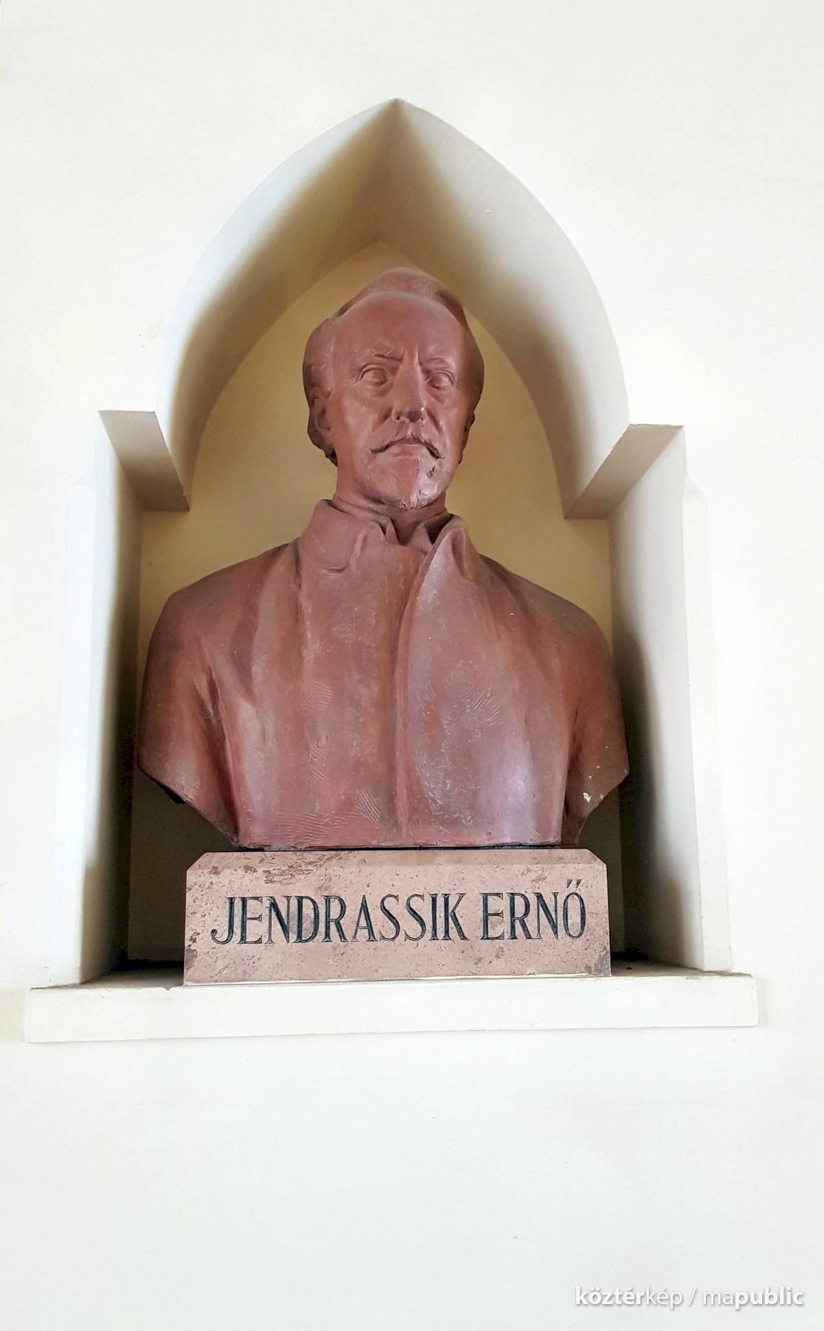 Jendrassik Ernő Köztérkép