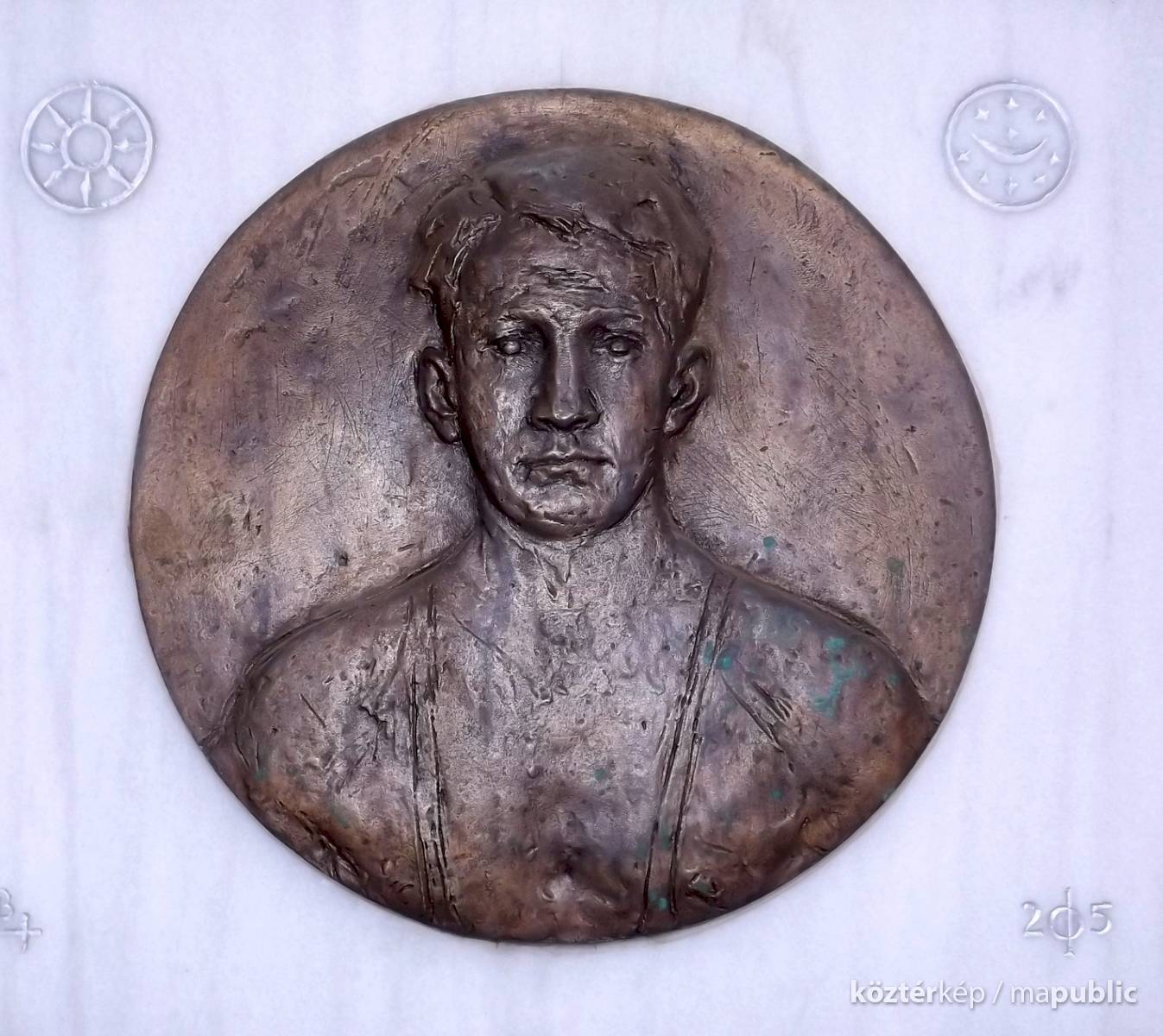 Keresztes Lajos emléktábla Köztérkép