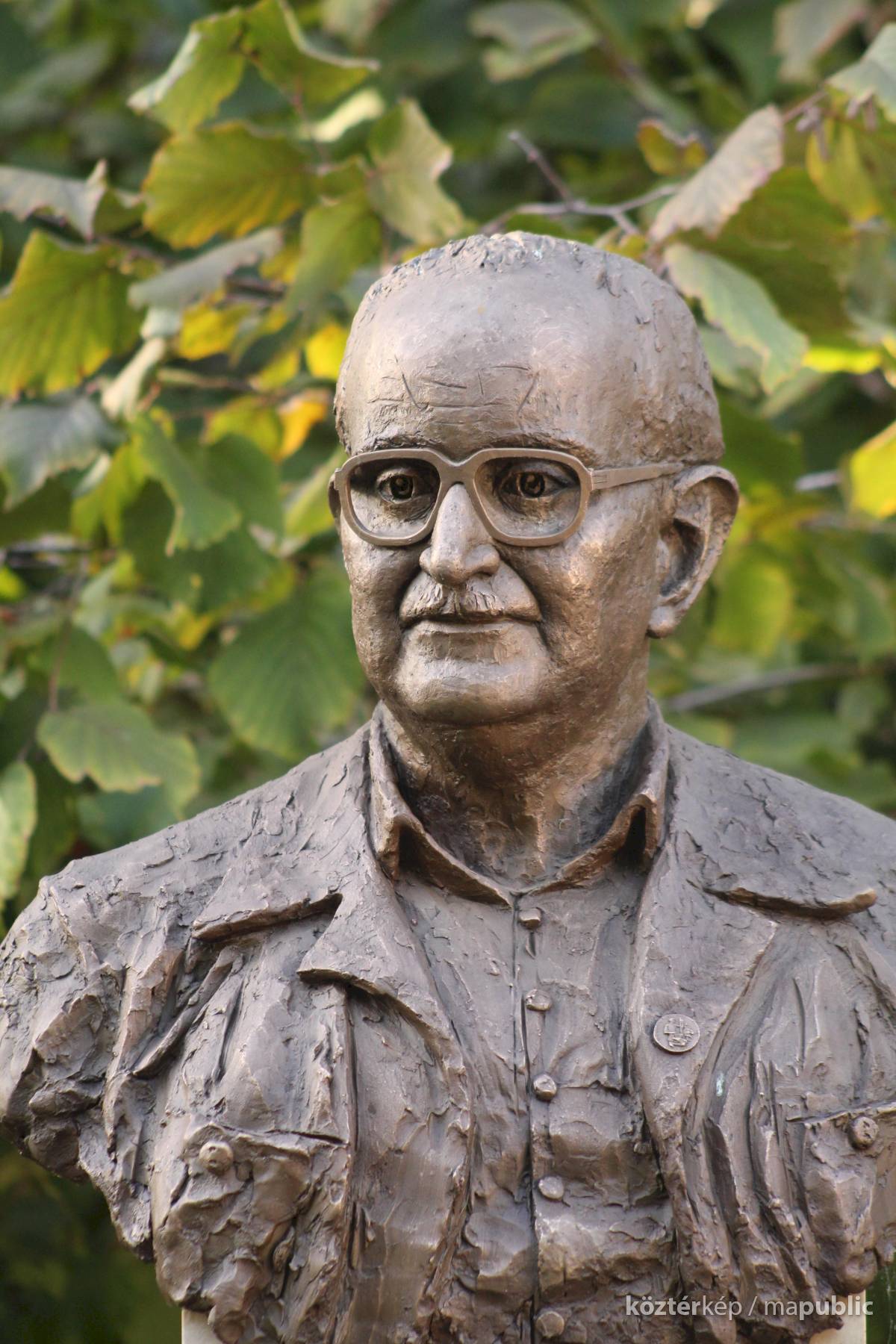 Tóth Béla Köztérkép